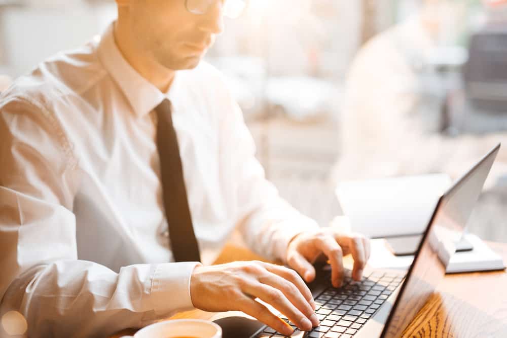 4 Tips on How to Write an Ad Copy That Highly Converts